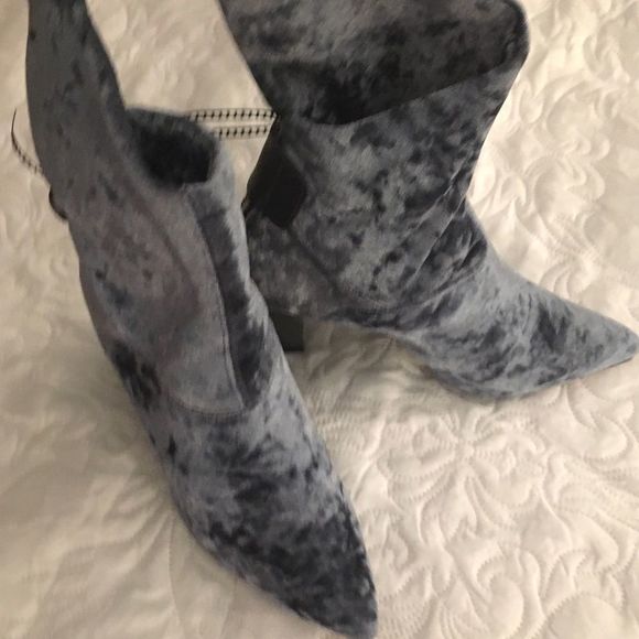 NWT $198 Free People  | Moonlit | Crushed Velvet Boots in Blue - Picture 7 of 12